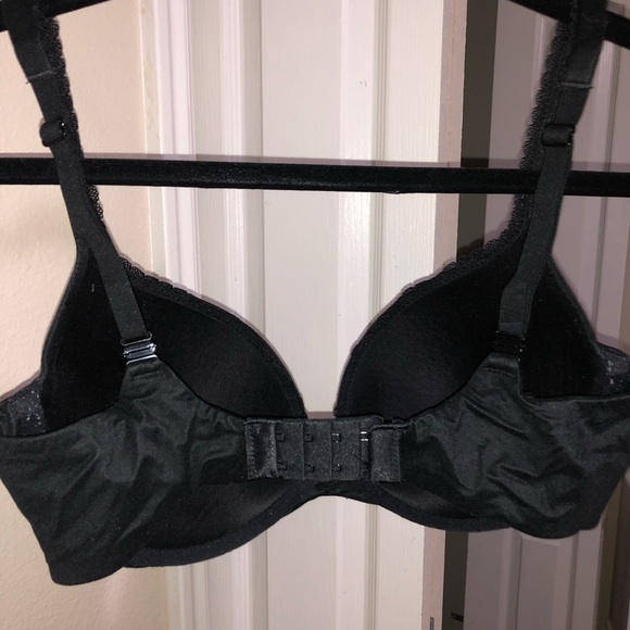 black t-shirt push up bra - Picture 3 of 8